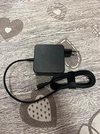 Caricatore usb-c universale