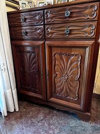 Mobili stile liberty