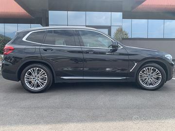 BMW X3 xdrive30e Luxury auto - 2020