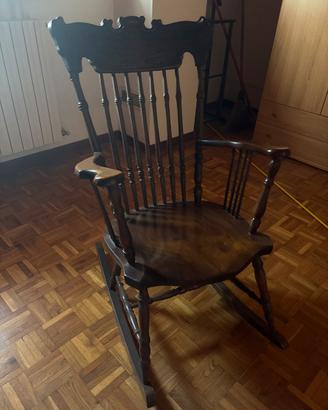 Sedia a dondolo legno