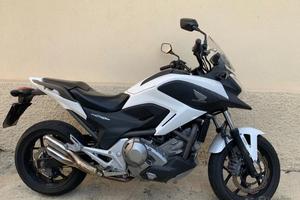 NC 700 X  DCT