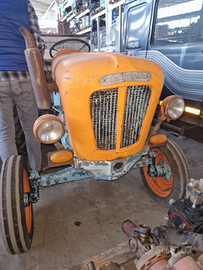 Trattore agricolo lamborghini 2241 R