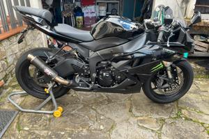 Kawasaki zx6r 600cc anno 2010