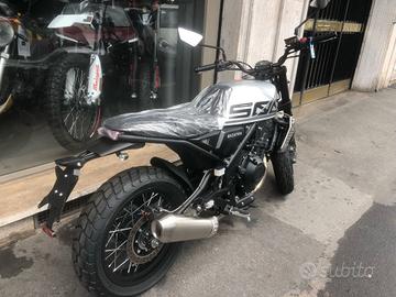 Brixton Crossfire 500 BRIXTON 500 X