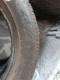 Pneumatici invernali PIRELLI SCORPION 235 55 R19