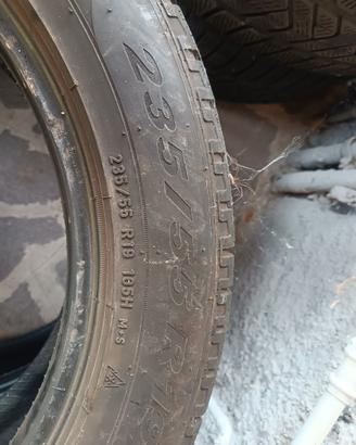 Pneumatici invernali PIRELLI SCORPION 235 55 R19