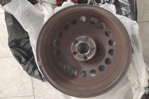 4 cerchi in ferro da 16 con 5 fori