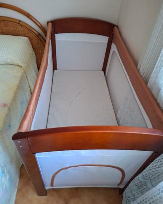 Lettino/box bimbo foppapedretti + materasso e cusc