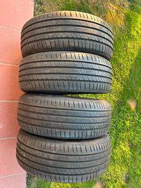 4 gomme 225 55 18 102 Y Nexen con 500 km. Pari al 