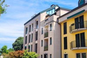 Del 2007: ampi spazi, doppi servizi finestrati. Bo