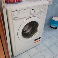 Lavatrice Indesit COME NUOVA