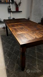 Tavolo legno massiccio con 6 sedie coordinate