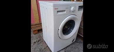 Lavatrice Akai