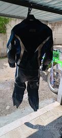 tuta 2 pezzi per moto da strada 500€