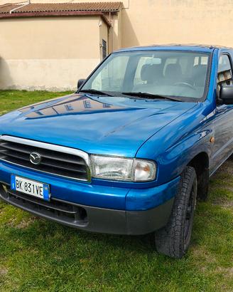 Mazda B2500 pick up