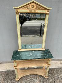 Consolle con specchiera stile impero.