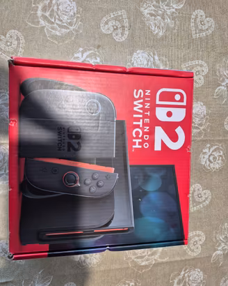 Nintendo Switch + Custodia