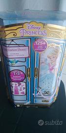 Bambola Cenerentola con 14 accessori Nuova
