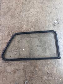 Vetro fisso posteriore destro Fiat Panda del 1980