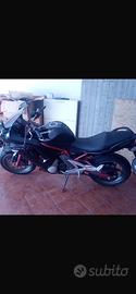 Kawasaki er6