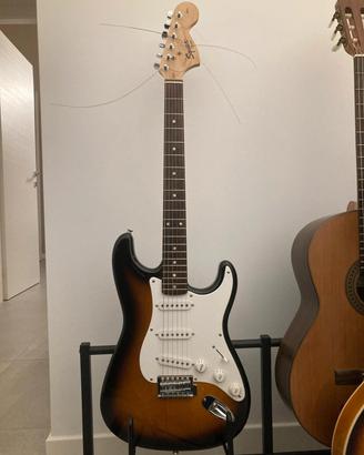 Squire Strat by Fender