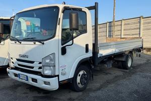 Isuzu M21 cassone fisso