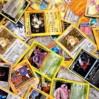 Pokemon Lotto 50 Carte Holo/Reverse (Garantite 2 H