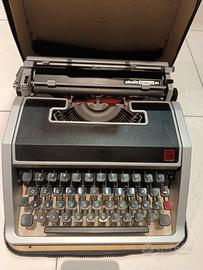 macchina da scrivere Olivetti DL