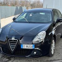 ALFA ROMEO GIULIETTA 1.6jtm 105cv ok neopatentati