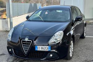 ALFA ROMEO GIULIETTA 1.6jtm 105cv ok neopatentati