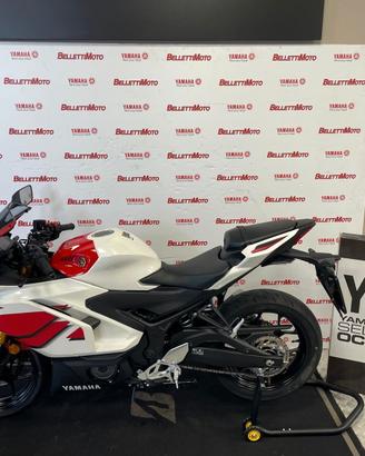 Yamaha YZF R3 70TH