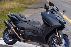 Tmax 2024 T-MAX 560 scarico cupolino garanzia