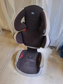 seggiolino auto chicco + alzatina inglesina omaggi