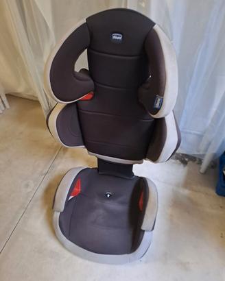 seggiolino auto chicco + alzatina inglesina omaggi