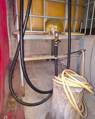 Cisterna 1000 Litri su cavalletto in ferro