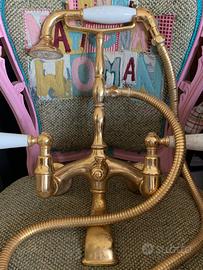 Rubinetto vintage in ottone per vasca da bagno