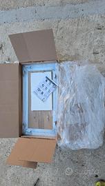 Botola in cartongesso rosso 30x60cm, mai usata