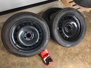 Pneumatici invernali Nexen 185/55/15