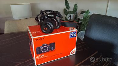 Sony A200 con scatola e 18-70