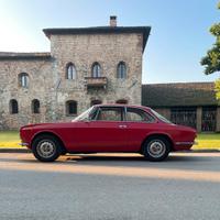 Alfa romeo GT 1300 Junior