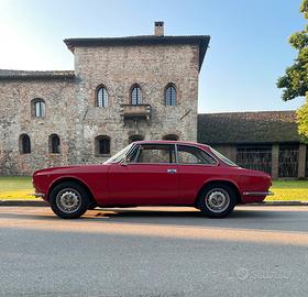 Alfa romeo GT 1300 Junior
