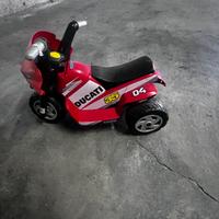 Moto elettrica DUCATI Peg Perego