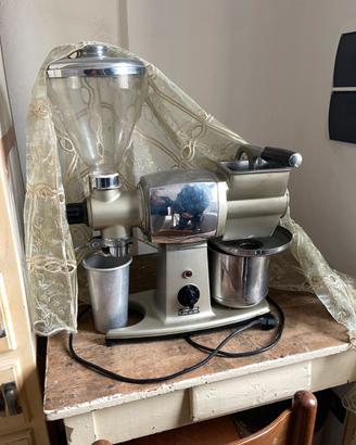 Robot da cucina vintage funzionante