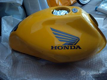 Serbatoio moto Honda hornet 1998-2003 giallo