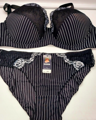 Completino intimo nero modello Gessato