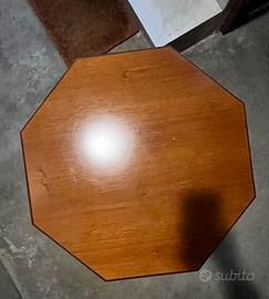 Tavolino Portaoggeti in Legno