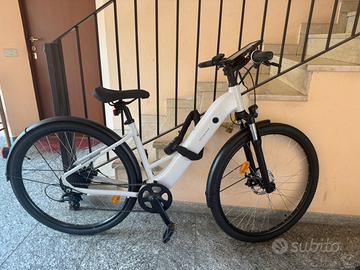 Bicicletta elettrica NUOVA + GARANZIA+ ACCESSORI