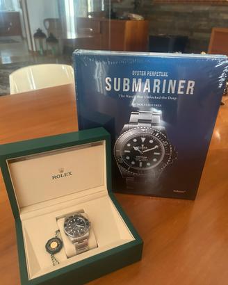 Rolex Submariner 126610LN full set giugno 2026