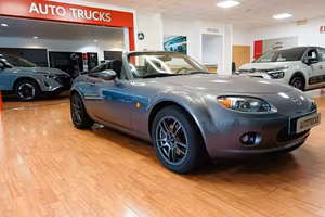 Mazda MX-5 Roadster 1.8L Fire