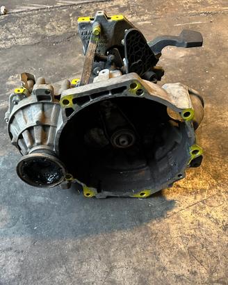 Cambio manuale Volkswagen golf 6 1.6 gasolio 77 kW